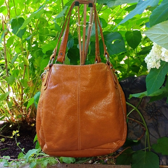 Gillivo Design Studio Leather Bag - Picture 4 of 4